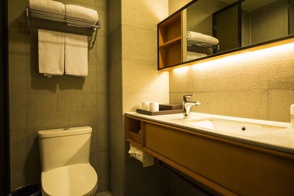 Ji Hotel Shanghai Hongqiao Zhongshan West Road Exterior foto